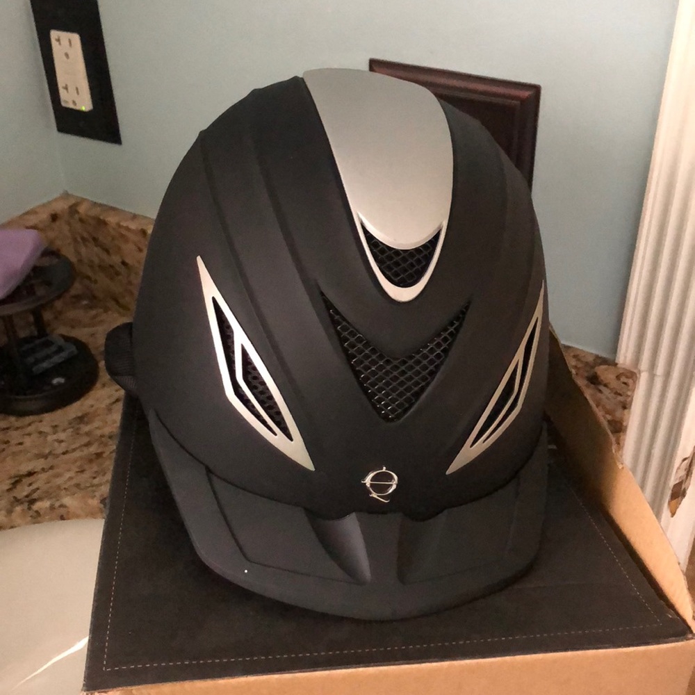 Trowel performance headgear!